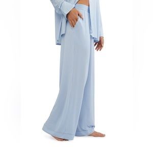 We Wore What Wide Leg Pant